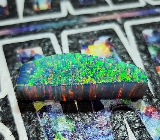 Blue opal specimen 10.7 gram